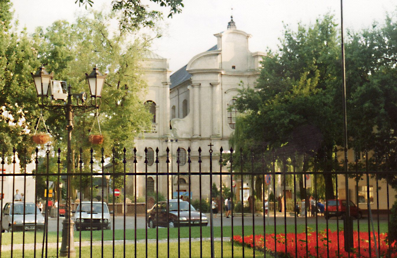 Kościół o. Pijarów w Łowiczu