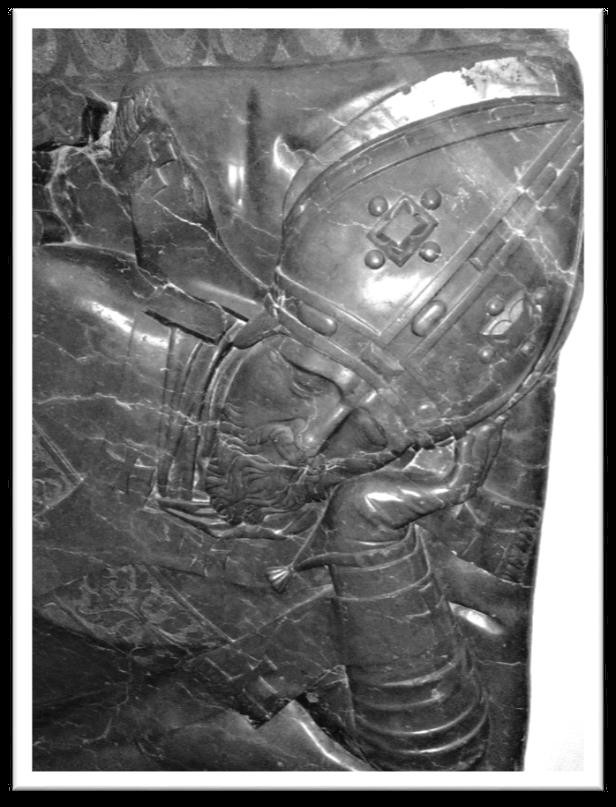 Fragment pomnika abpa Przerębskiego. Katedra, prezbiterium w Łowiczu